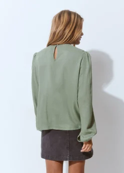 Blusa cuello redondo smock en pico*Brownie Hot