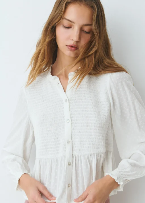 Blusa smock con botones plumeti*Brownie Outlet