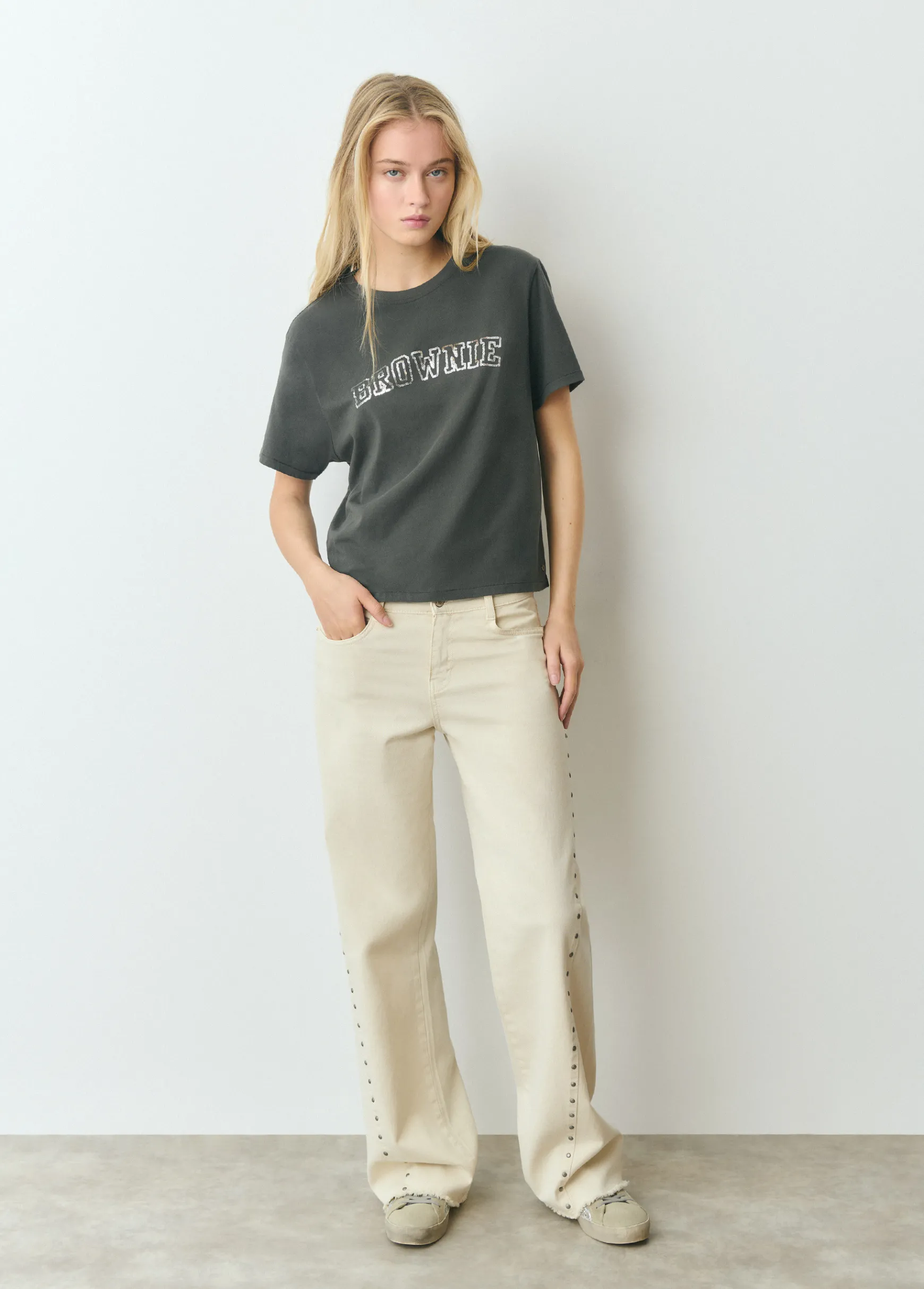 Camiseta manga corta texto bordado lentejuelas*Brownie Best