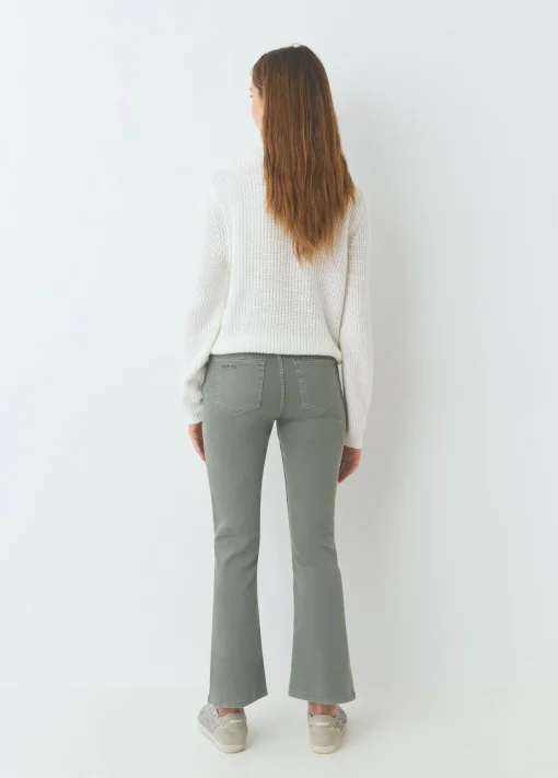 Pantalón flare cropped botones*Brownie Hot