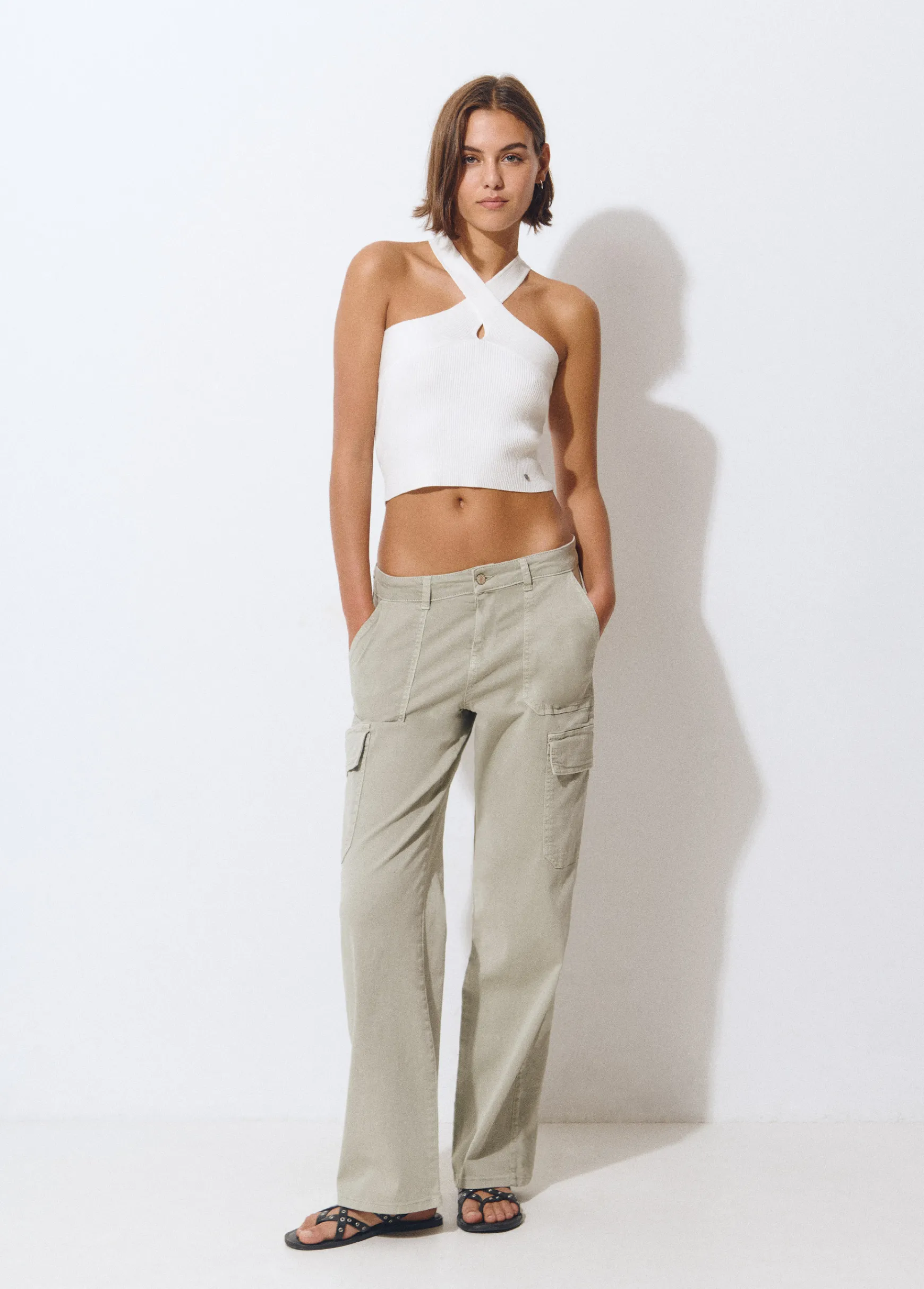 Pantalón recto cargo*Brownie Outlet