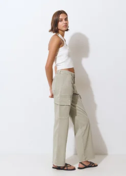 Pantalón recto cargo*Brownie Outlet